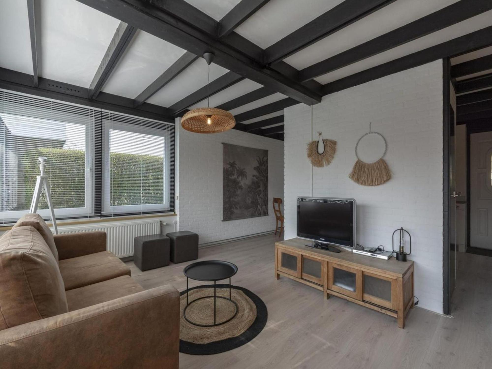 Attractive Bungalow With Modern Furnishings Sint Maartensvlotbrug المظهر الخارجي الصورة